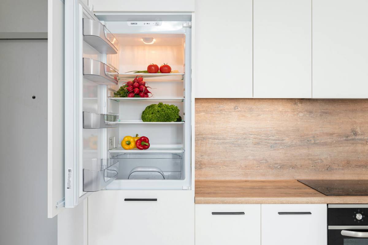 Guida all’acquisto del frigorifero da incasso perfetto per la tua cucina